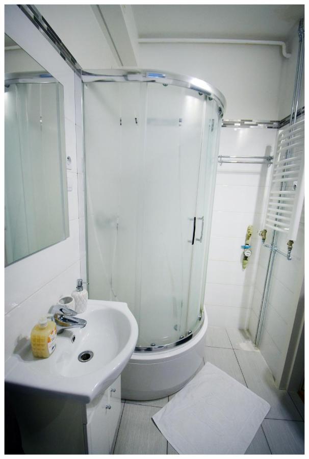 Color 24 Apartament IV Apartment Сталова Вола Екстериор снимка