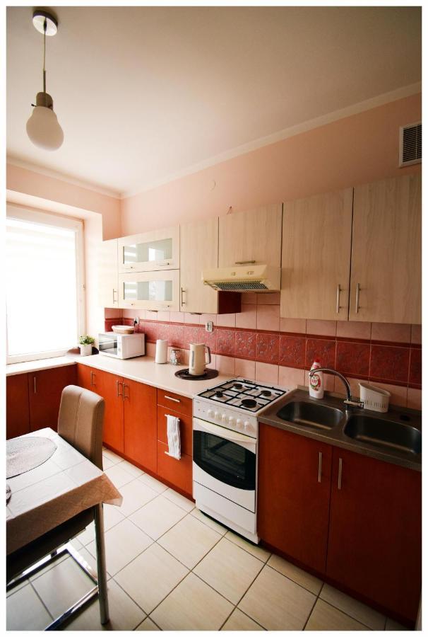 Color 24 Apartament IV Apartment Сталова Вола Екстериор снимка
