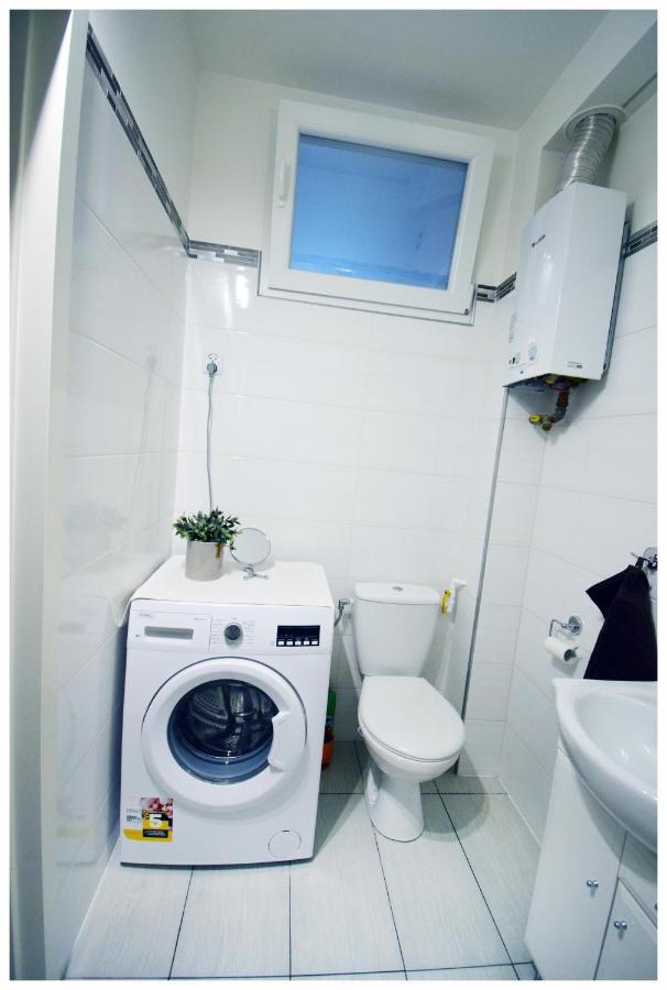 Color 24 Apartament IV Apartment Сталова Вола Екстериор снимка